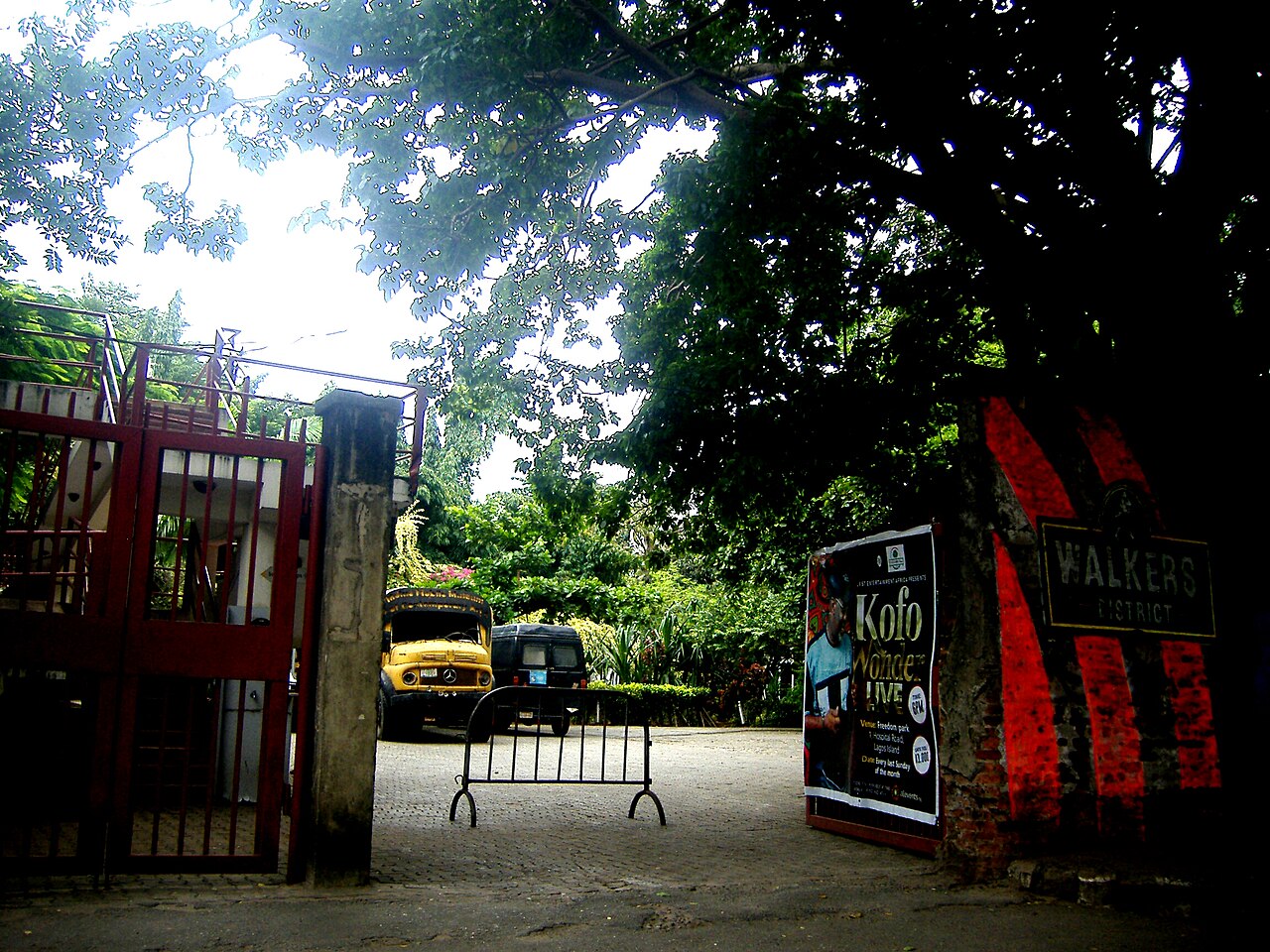 A heavily secured entrance gate of a Nigerian correctional facility representing prison infrastructure.