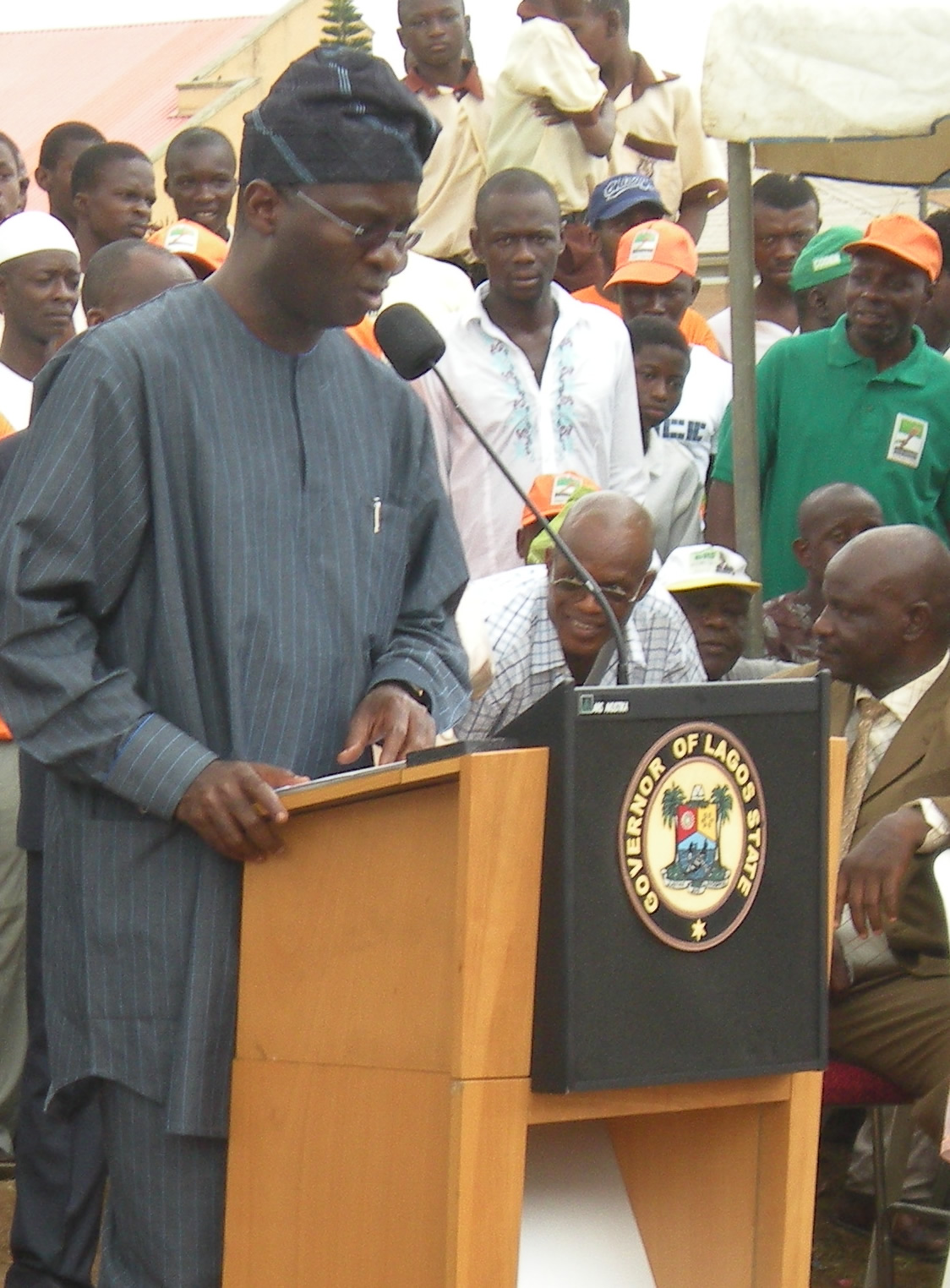 Nigerian politicians addressing the press regarding election reforms